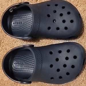 Navy blue toddler crocs